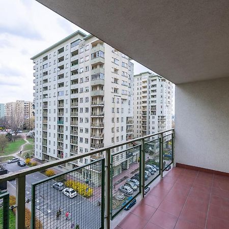 Bukowinska 12 Prywatne Mieszkanie 80M2 Z Dwiema Sypialniami I Balkonem 2X Bezplatne Miejsca Parkingowe Samodzielne Zameldowanie! Private Garage! Self Check-In System! Varsovia Exterior foto