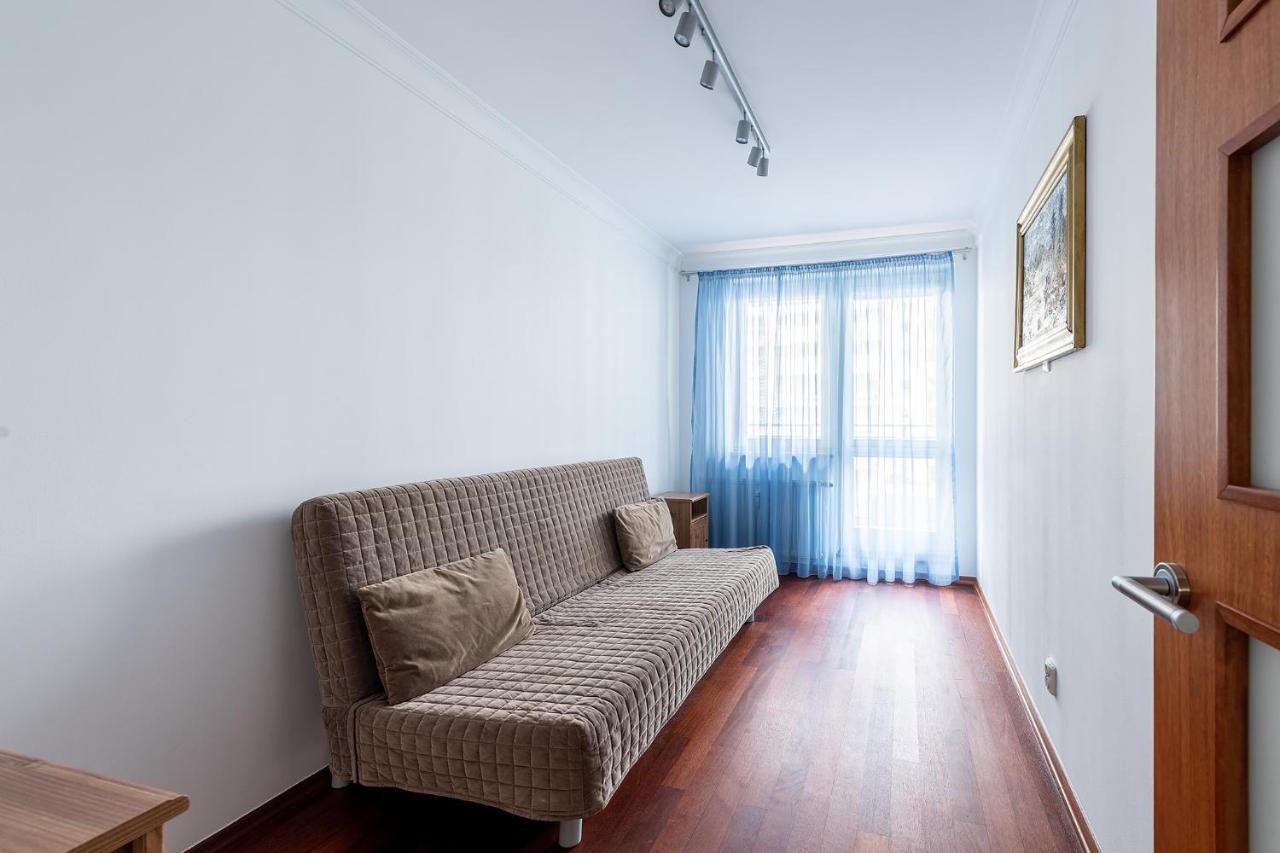 Bukowinska 12 Prywatne Mieszkanie 80M2 Z Dwiema Sypialniami I Balkonem 2X Bezplatne Miejsca Parkingowe Samodzielne Zameldowanie! Private Garage! Self Check-In System! Varsovia Exterior foto